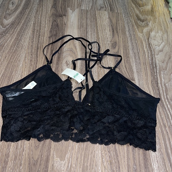 Aerie black bralette - Picture 2 of 6